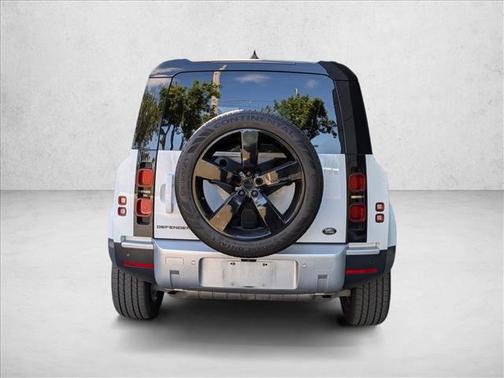 2023 Land Rover Defender 90 S