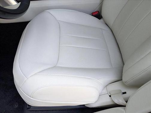 2025 Land Rover Range Rover P400 SE 7 Seat