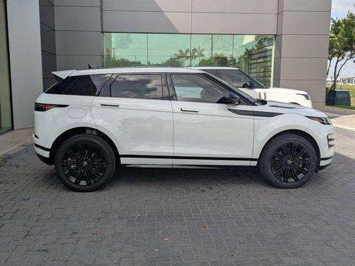 2024 Land Rover Range Rover Evoque Dynamic SE