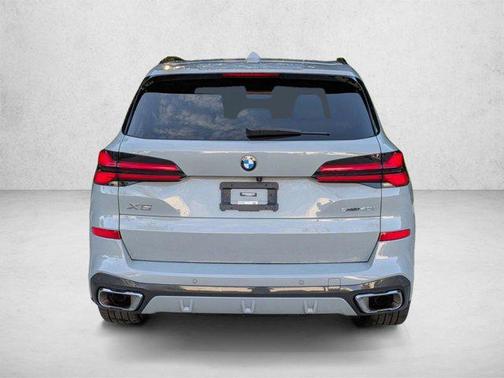 Brooklyn Grey Metallic 2024 BMW X5 sDrive40i