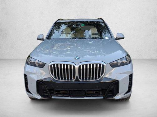 Brooklyn Grey Metallic 2024 BMW X5 sDrive40i