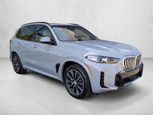 Brooklyn Grey Metallic 2024 BMW X5 sDrive40i