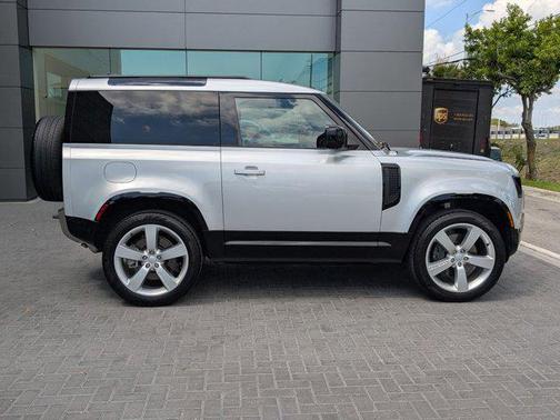 2023 Land Rover Defender 90 S