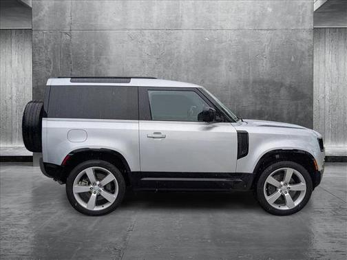2023 Land Rover Defender 90 S