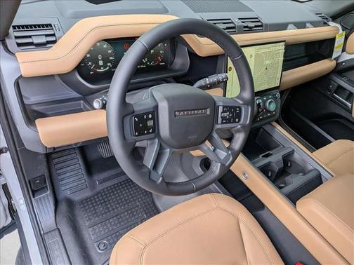 2026 Land Rover Defender P500 X-Dynamic SE