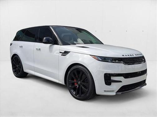2025 Land Rover Range Rover Sport SE