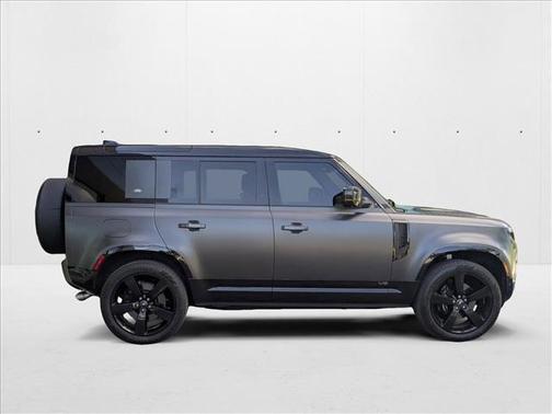 2023 Land Rover Defender 110 Carpathian Edition