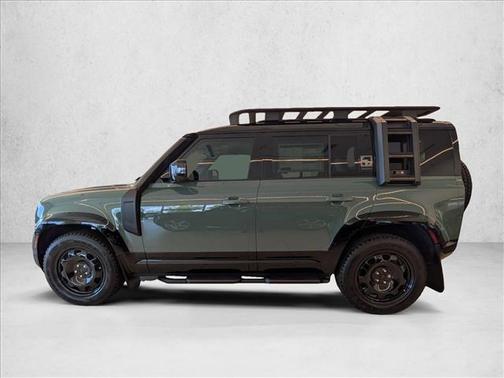 Keswick Green Metallic 2026 Land Rover Defender P400 Trophy Edition Keswick