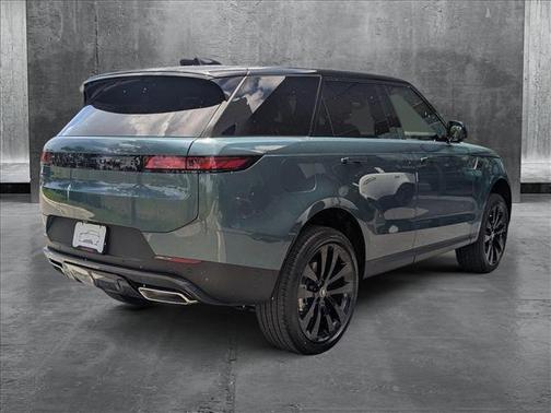 2025 Land Rover Range Rover Sport SE