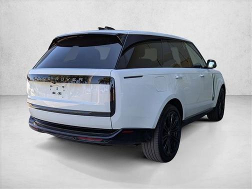 2024 Land Rover Range Rover P400 SE