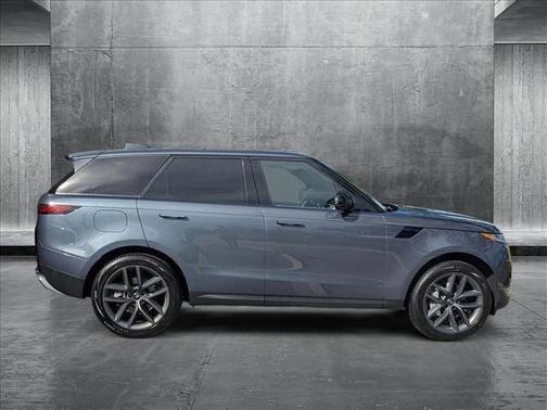 2024 Land Rover Range Rover Sport SE