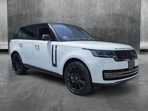 2023 Land Rover Range Rover P530 SE