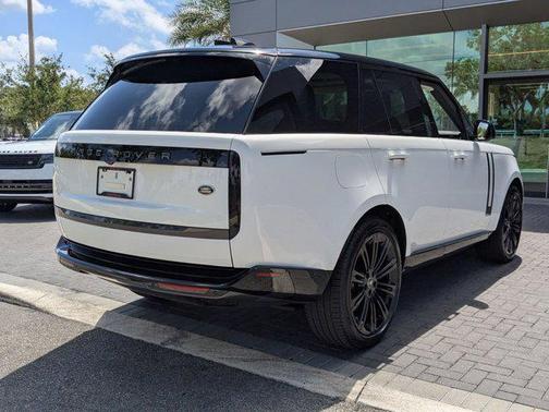 2023 Land Rover Range Rover P530 SE