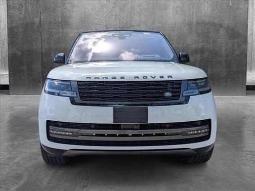 2023 Land Rover Range Rover P530 SE
