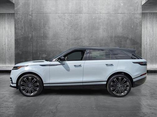 2026 Land Rover Range Rover Velar P250 SE R-Dynamic