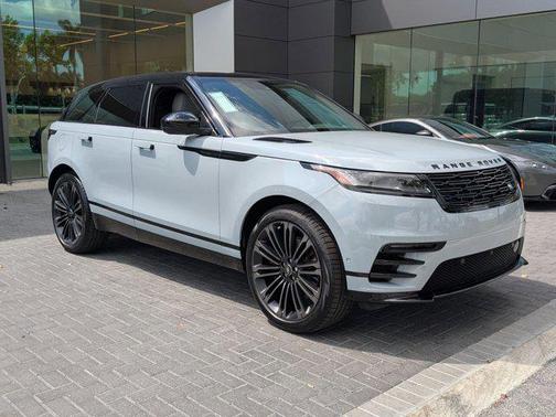 2026 Land Rover Range Rover Velar P250 SE R-Dynamic