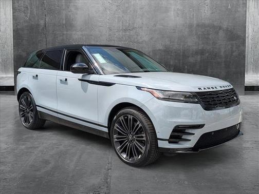 2026 Land Rover Range Rover Velar P250 SE R-Dynamic