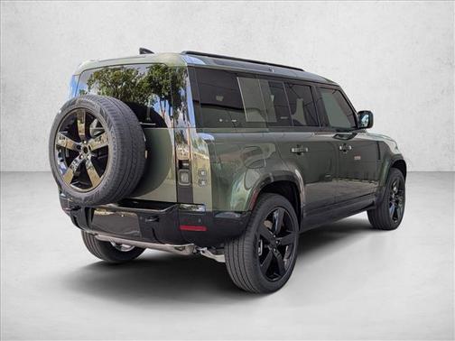 2026 Land Rover Defender P400 X-Dynamic SE