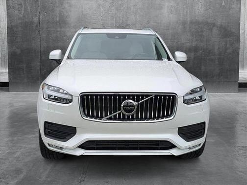 2021 Volvo XC90 T5 Momentum