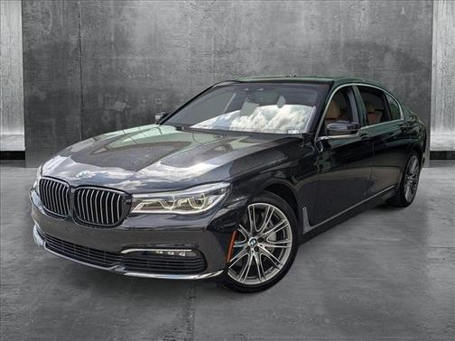 2018 BMW 750 I