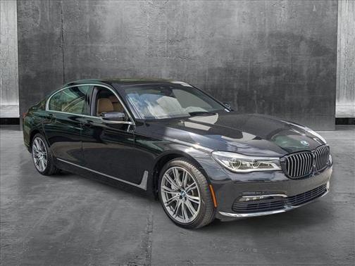 2018 BMW 750 I