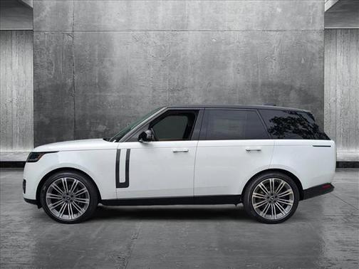 2025 Land Rover Range Rover P400 SE