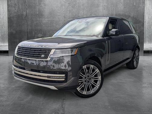 2025 Land Rover Range Rover P400 SE 7 Seat