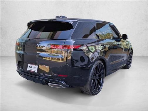 Santorini Black Metallic 2026 Land Rover Range Rover Sport SE