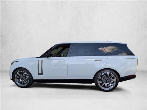 Fuji White 2026 Land Rover Range Rover P530 SE 7 Seat