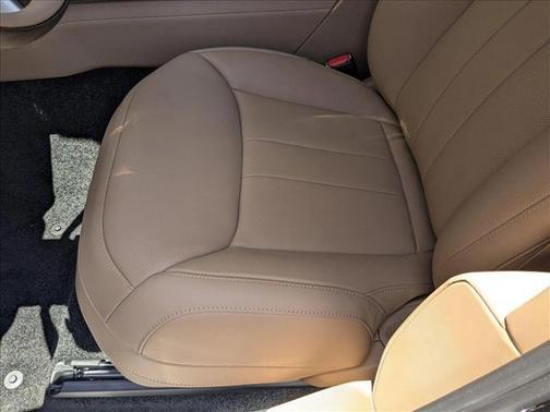 2025 Land Rover Range Rover P530 SE 7 Seat