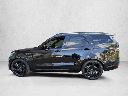 Santorini Black Metallic 2026 Land Rover Discovery Gemini Edition