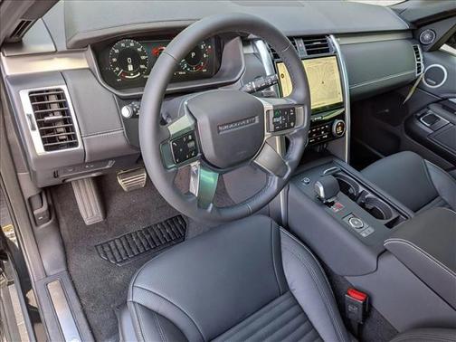 2026 Land Rover Discovery Gemini Edition