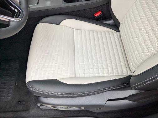 2024 Land Rover Discovery Sport Dynamic SE