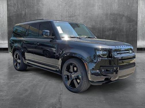 2025 Land Rover Defender 130 P400 X-Dynamic SE