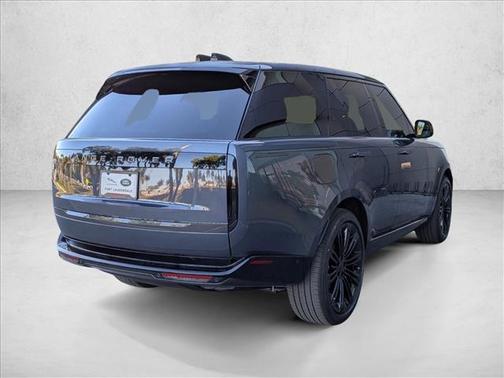 2026 Land Rover Range Rover P400 SE