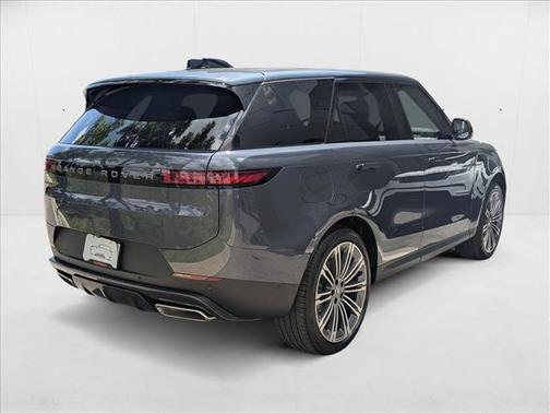 2025 Land Rover Range Rover Sport SE
