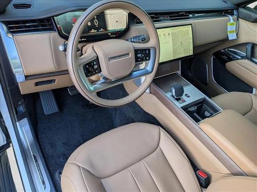 Fuji White 2026 Land Rover Range Rover P530 Autobiography