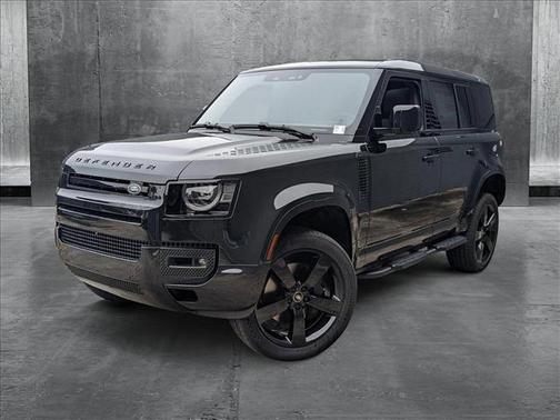 2025 Land Rover Defender 110 P500 X-Dynamic SE