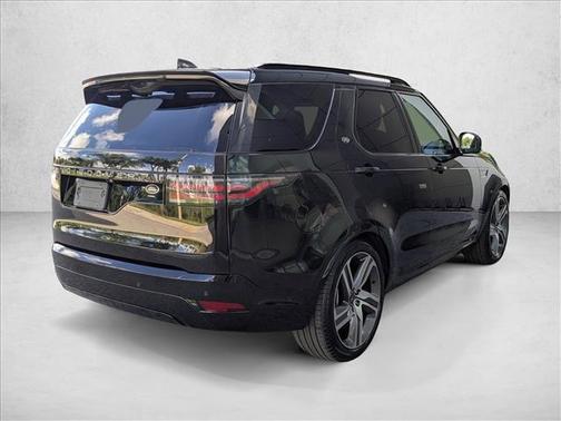 2022 Land Rover Discovery P360 HSE R-Dynamic
