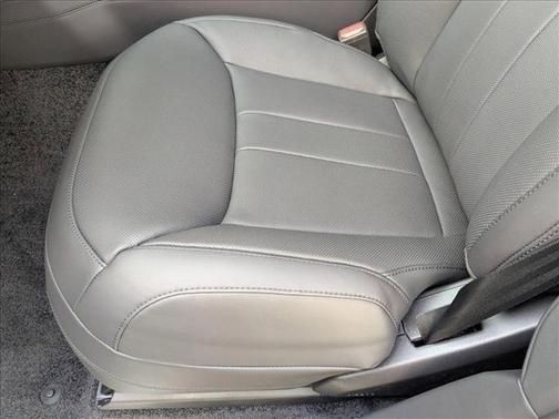 2025 Land Rover Range Rover P400 SE 7 Seat