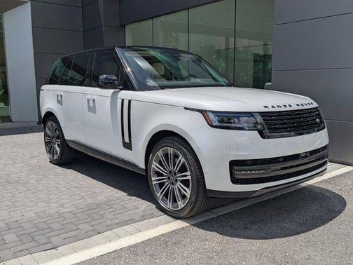 2025 Land Rover Range Rover P400 SE