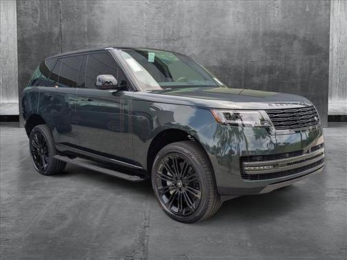 2025 Land Rover Range Rover P530 SE