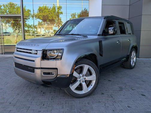 2022 Land Rover Defender 110 X-Dynamic HSE