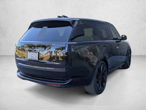 2026 Land Rover Range Rover P400 SE