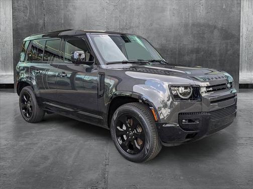 2024 Land Rover Defender 110 P400 X-Dynamic SE