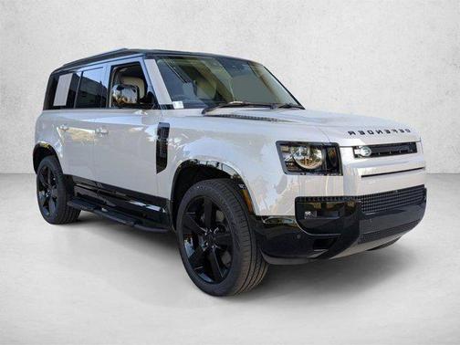 Borasco Grey Metallic 2026 Land Rover Defender P400 X-Dynamic SE