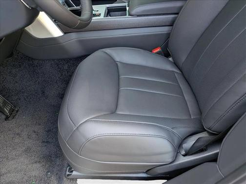 2026 Land Rover Range Rover P400 SE