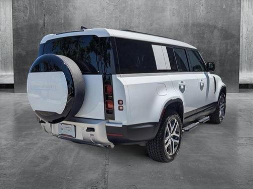 2025 Land Rover Defender 130 P300 S