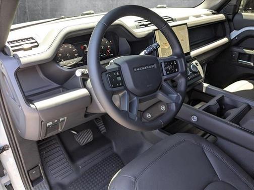 2025 Land Rover Defender 130 P300 S