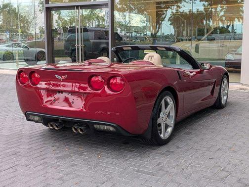 2005 Chevrolet Corvette Base